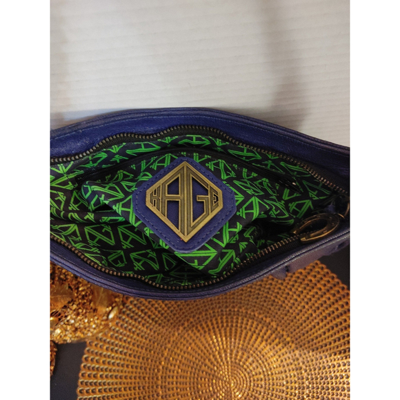 KAGE Leather Shoulder Bag - Picture 9 of 9